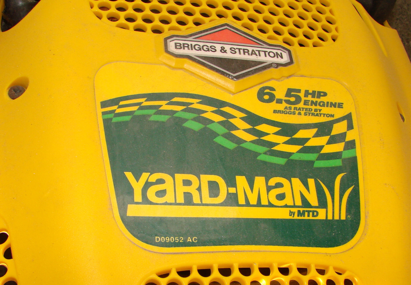 ENGINE MOTOR See Video YARDMAN by Mtd Push LAWN MOWER