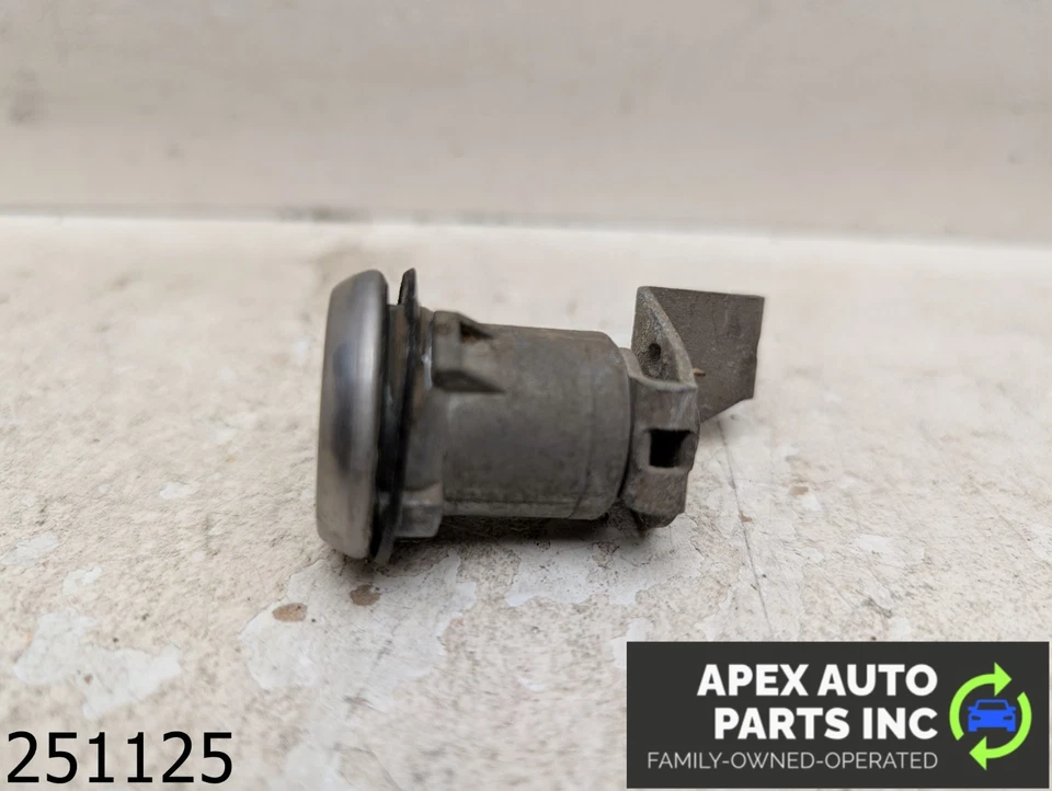 Chevrolet El Camino 1979 fabricante de equipos originales cilindro de bloqueo de puerta de 3,9 L Foto 3 de 4