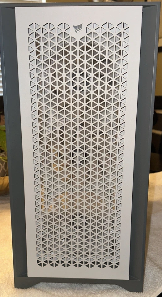 WHITE Custom Gaming PC- AMD RYZEN 7 5700x/ 2TB Storage/ 32GB RAM/ MSI RTX 4070 - Image 3 of 4