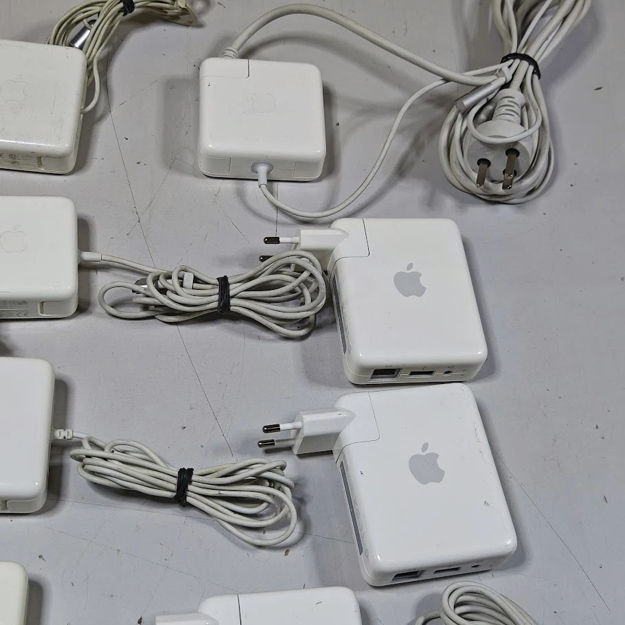 Los Von 15 Apple Netzteilen - Ungetestet, Verschiedene Modelle, Gebraucht - Bild 3 von 4