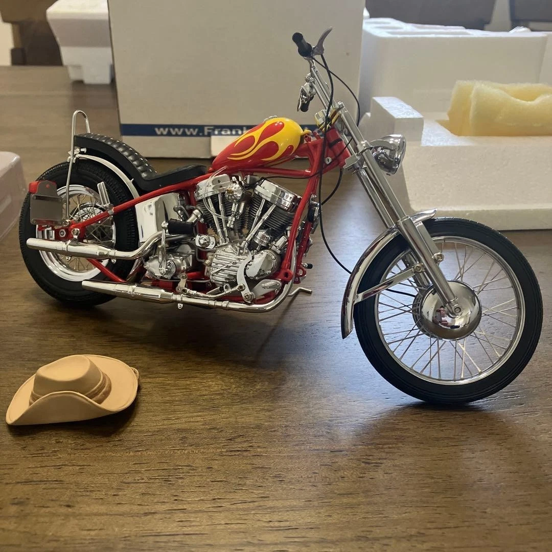 Preços baixos em Veículos de motocicletas Harley-Davidson Capitão