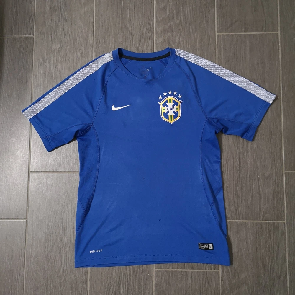 Brasilien Nationalmannschaft Trikot Größe: S Fußball Streatwear Nike Fans Sport