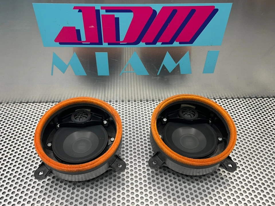Altavoz Subaru WRX STI Harman Kardon 2015-2021 + subwoofer y amplificador Foto 2 de 4