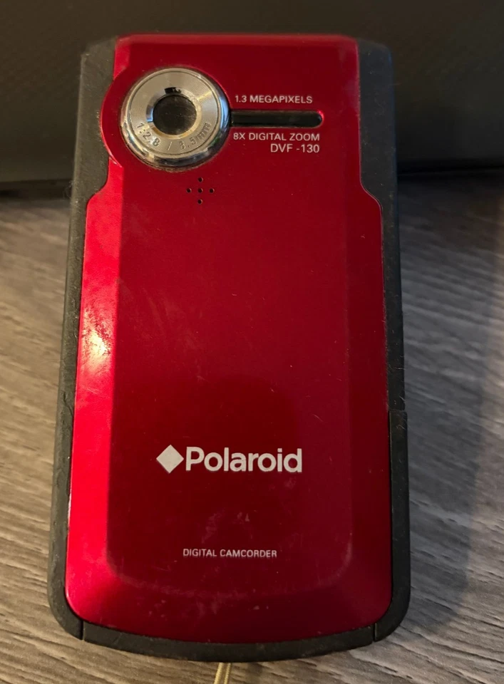 Polaroid DVF-130 Digital Camcorder 1.3 MegaPixels 8x Zoom w/ 8 GB SD Card - Image 2 of 3