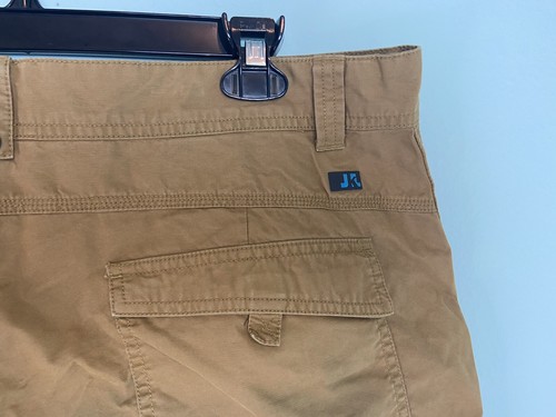 Just Keep Living Men's Pleaded Khaki Shorts Size 38 - Picture 6 of 8