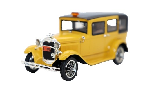 MAVIC イエローカーレプリカ 1/43 MAVIC イエローカーレプリカ 1/43 - メルカリ