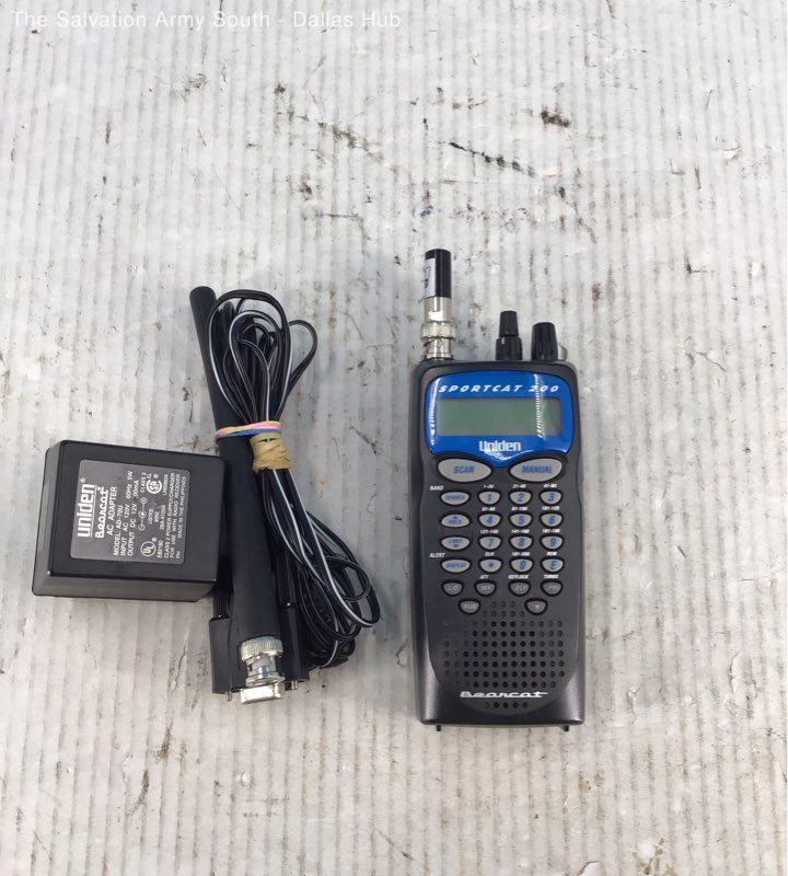 Uniden Bearcat Sportcat 200 Portable Scanner w/ Cords & Antennas