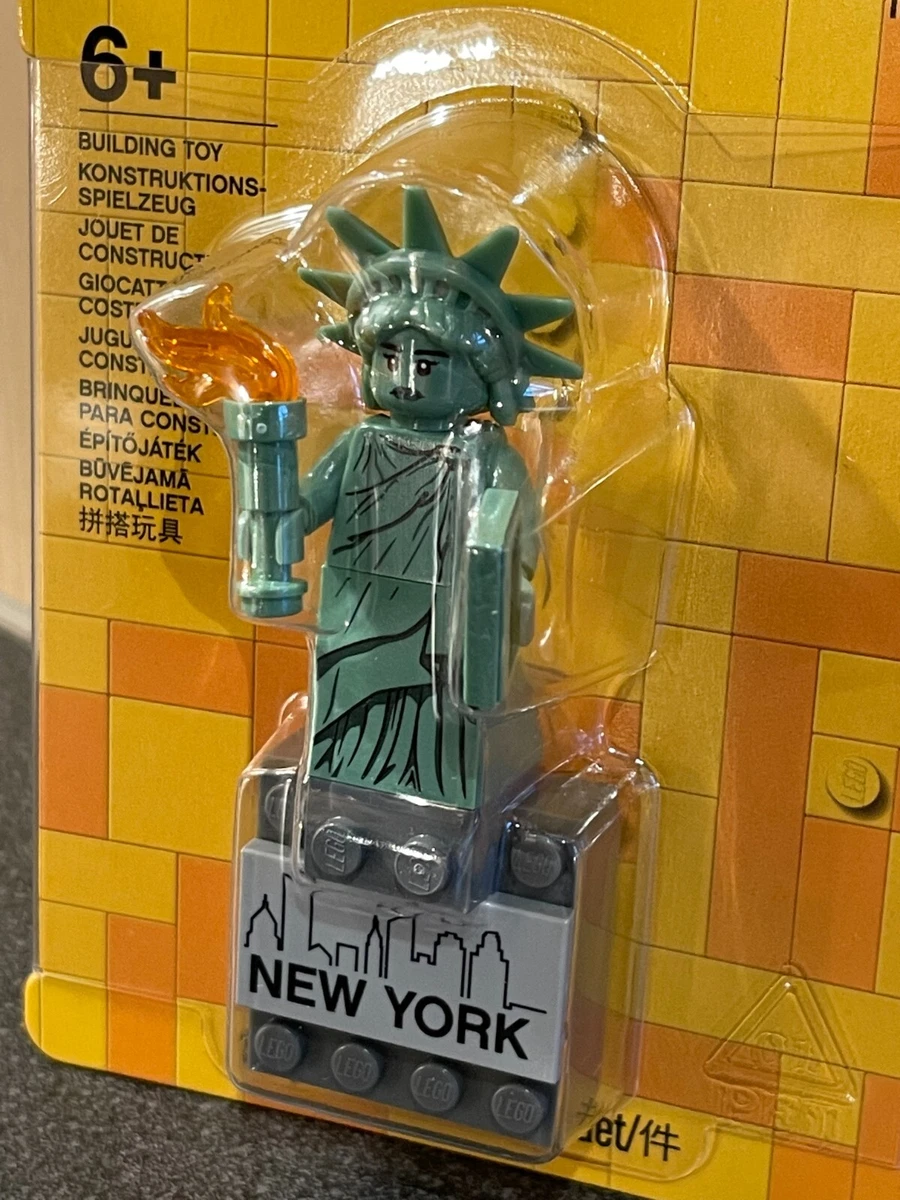 LEGO 854031 New York STATUE OF LIBERTY MINIFIGURE MAGNET Novelty