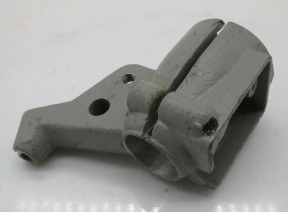 Soporte de palanca de embrague Harley Davidson genuino NOS Aermacchi SX175 SX250 45015-74P Foto 2 de 4