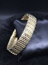 Vintage   Gold tone   High End Fashion Jewelry    Bracelet 