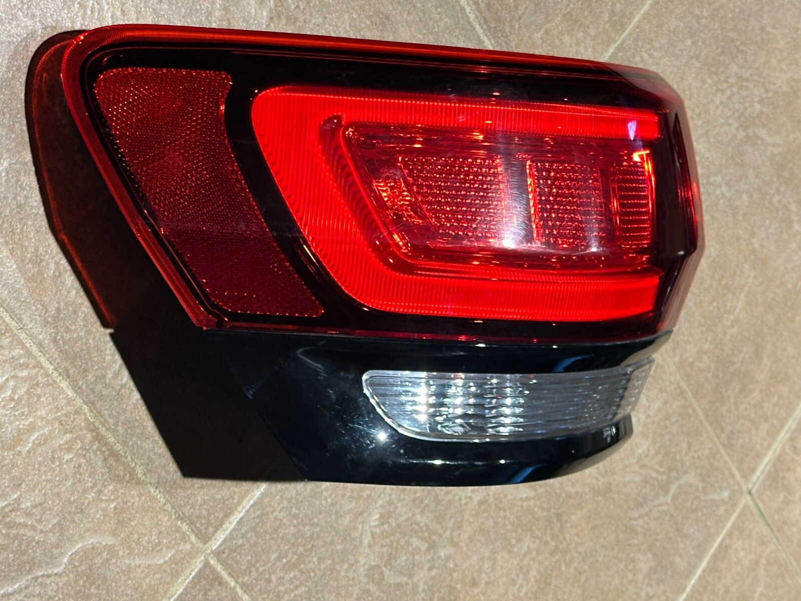 2014-2021 Jeep Grand Cherokee Rear Tail Light LED OEM Left  Side