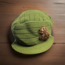 VTG Disney World Embroidered Mickey Mouse Hat Cap Green Knit Winter Unisex Adult