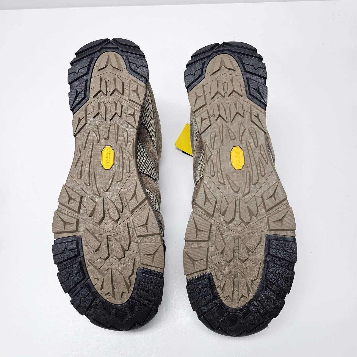Cabelas Mens Hiking Shoes 14D Brown Gore-Tex Waterproof Vibram Sole 819637 Cabelas Rimrock Gore-Tex Womens Size 8B Brown Black Outdoor  main image 2