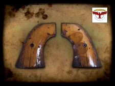 TAURUS GAUCHO GRIPS ~ MAGNA-TUSK JOHN WAYNE FINGERGROOVE AGED DISTRESSED IVORY