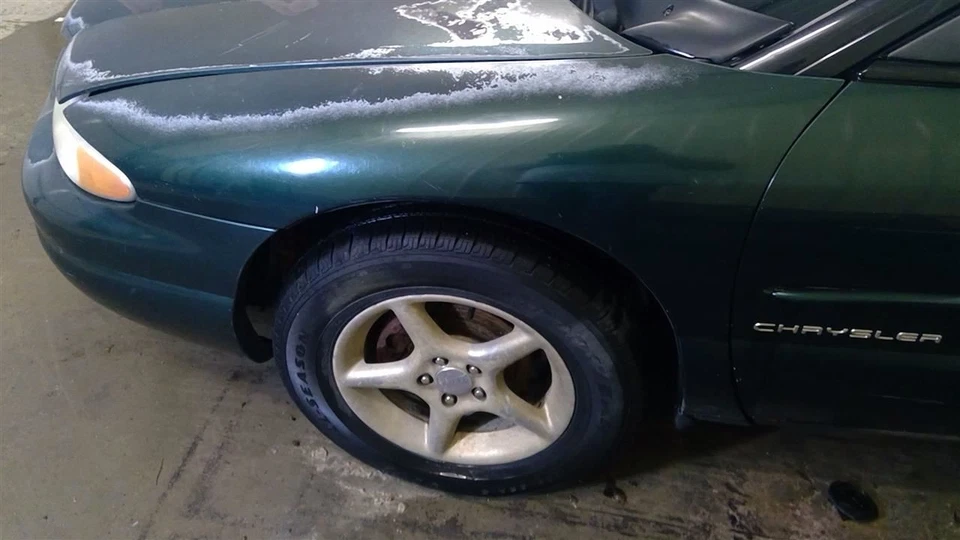 Chrysler Sebring 1997 ECM 04671322 2046 Foto 2 de 4