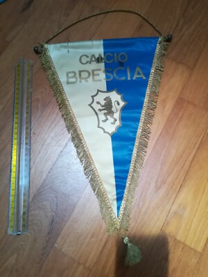 Brescia's Official Pennant - Signed by Dario Hübner