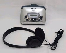 RCA RP1876 FM/AM Radio Cassette Tape Player Walkman-For Parts Or Repair Only