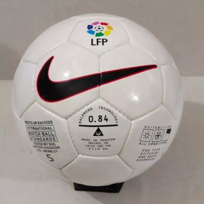 Nike NK 850 Geo - Spanish La Liga 1996 -1997 season - OMB - Size 5