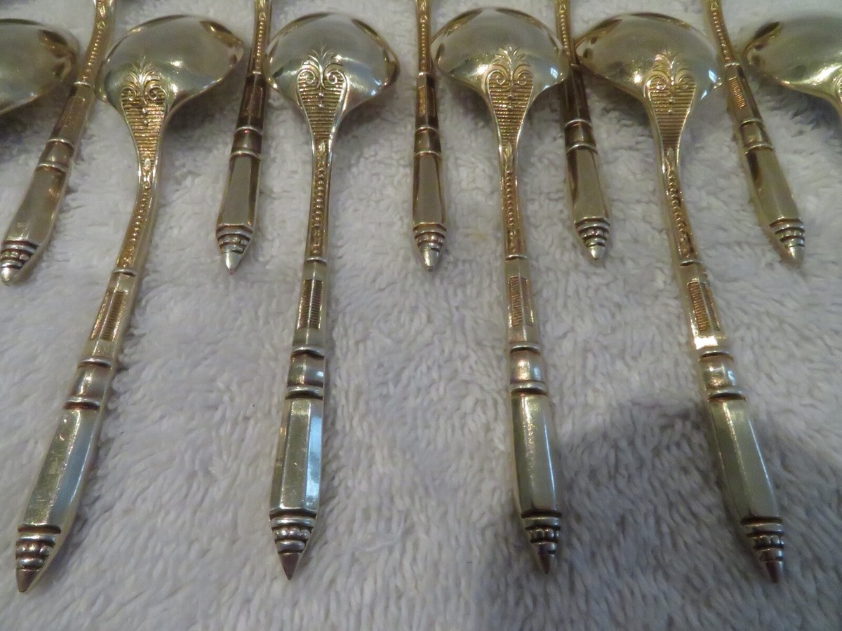 12 Cuillères à Moka Christofle En Métal Argenté - Modèle Manche Russe, Avec écrin