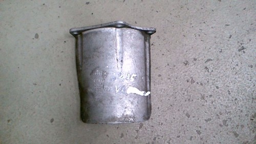 Hitzeschutz Hitzeblech Antriebswelle Rechts VW Passat Variant 1.9 TDI Bj 2000 3