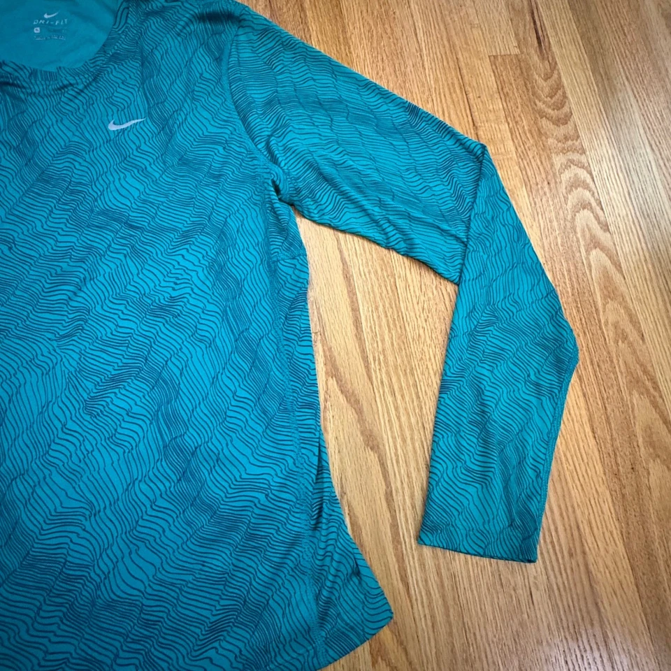 Nike Dri-Fit Running Shirt XL Teal Wave Pattern Long Sleeve Reflective Swoosh - Image 3 of 4