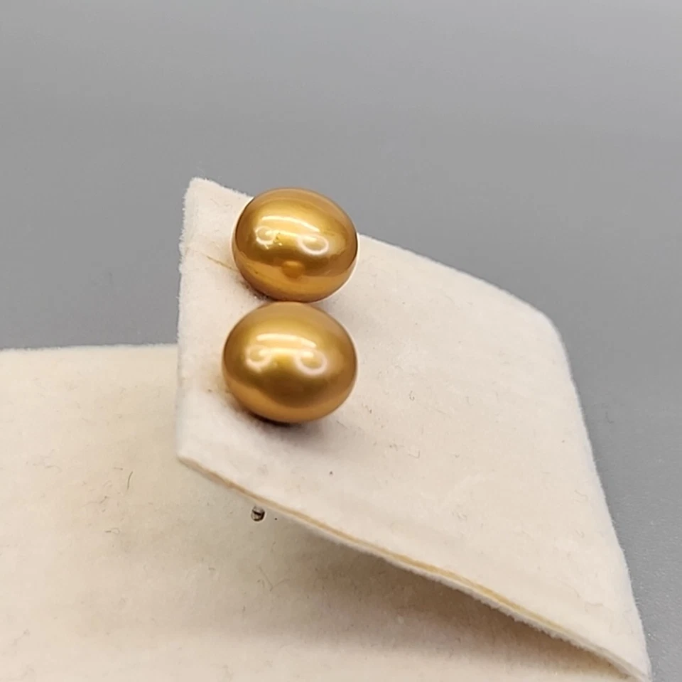 Pendientes Perforados Honora Perla Tono Oro 9mm Esterlina .25" Foto 4 de 4