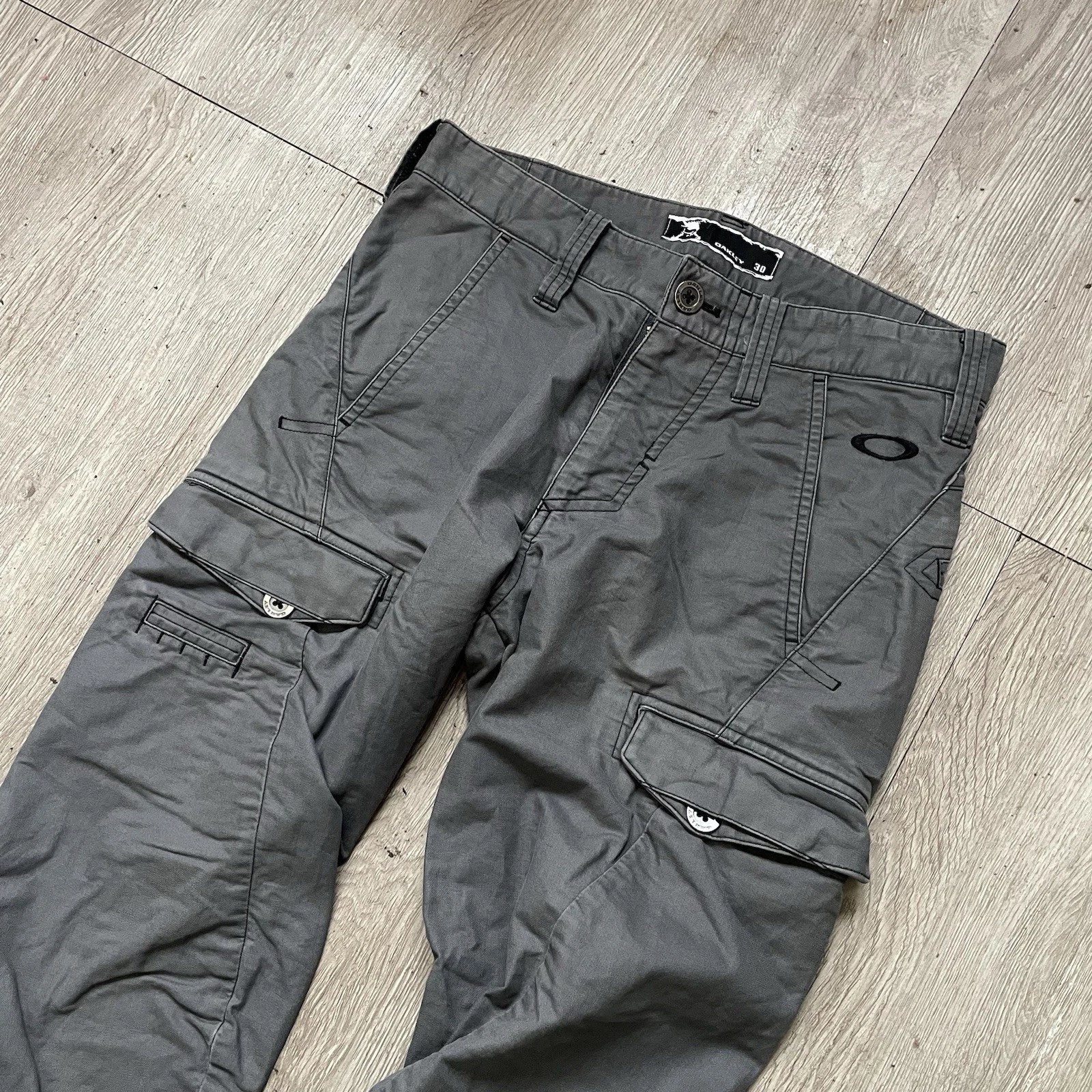Rare Oakley Tactical Cargo Twisted Pants Grey Sz 30x30 Vintage Golf Skate Hiking