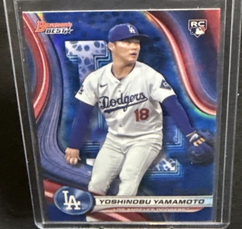 2024 Bowman's Best Yoshinobu Yamamoto #34 Blue Refractor 091/150 (RC)