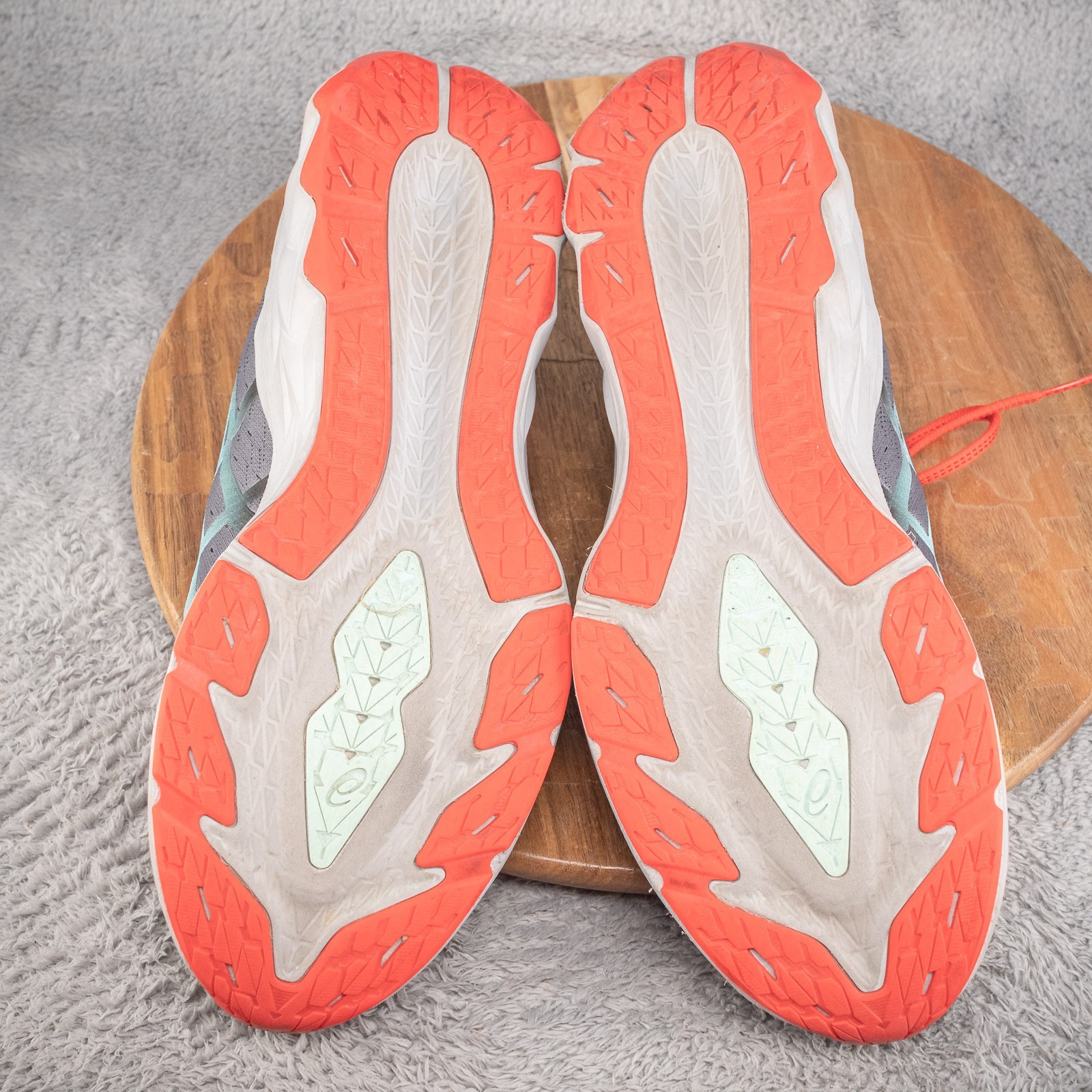 ASICS Z10920* Grey Novablast 2 Woman's Running Shoe Sneaker Size 14 M thumbnail 8