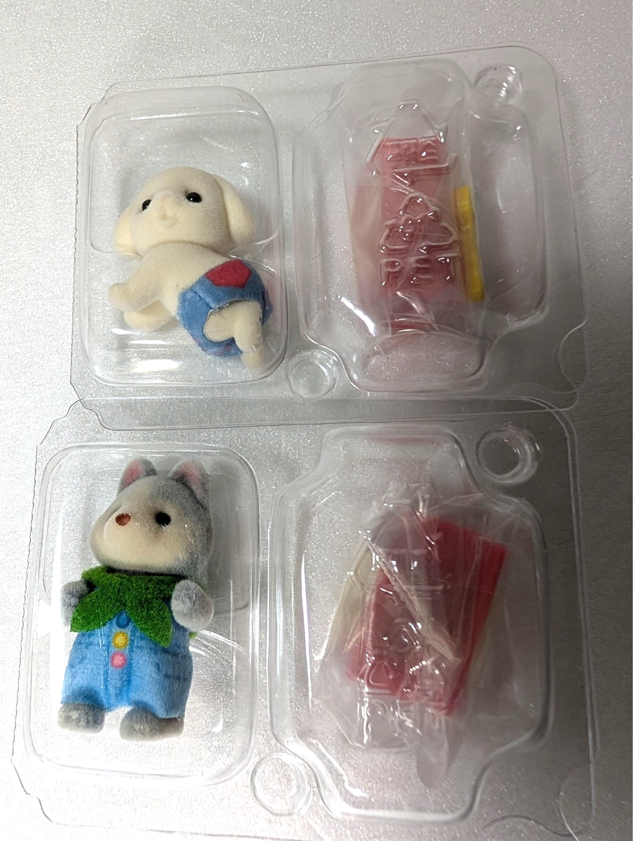 Bambola Calico Critters Sylvanian Families - Figura Rotonda Femminile (api), Multicolore, 3+