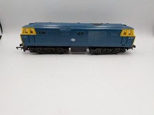HORNBY CLASS 35 HYMEK DIESEL LOCO No D7063 in BR Blue Livery. OO Gauge.