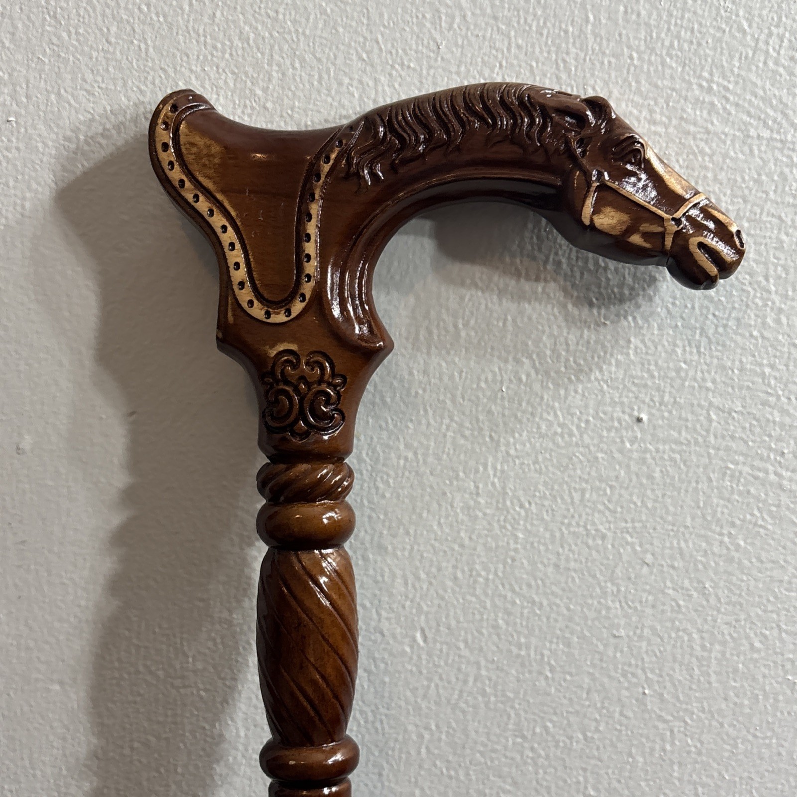Horse And Saddle Wooden Walking Cane/Stick