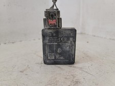 CHARGER   2021 Camera/Projector 2306120