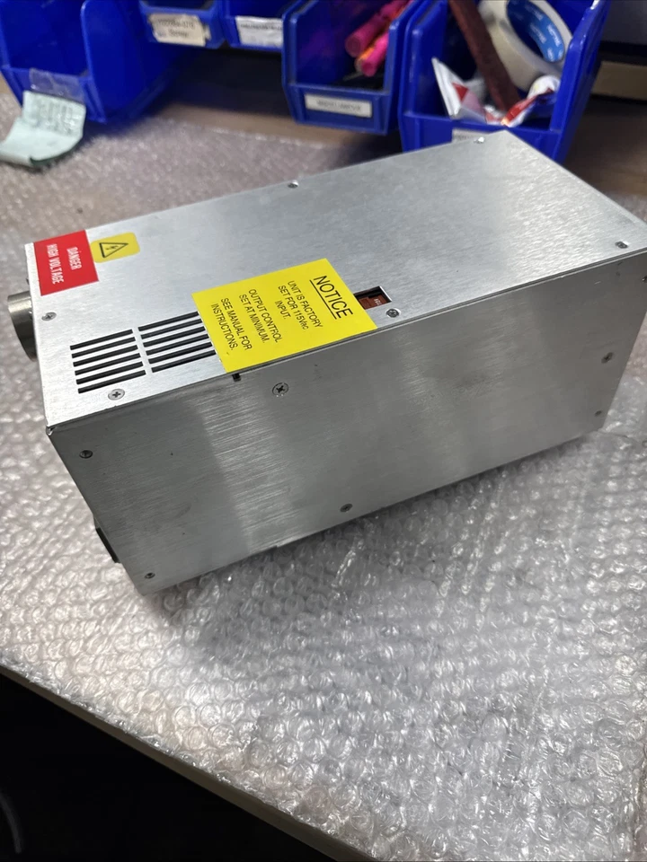 Fuente de alimentación de alta tensión Bertan modelo 815-20N Foto 4 de 4