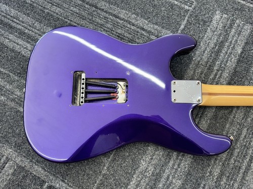 1991 Fender American Stratocaster (1083205) - Picture 9 of 13