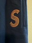 Pantalon de survêtement logo Supreme S