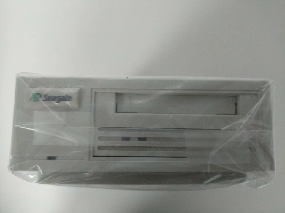 Seagate STD62000N DAT external Tape Drive - Image 4 of 4