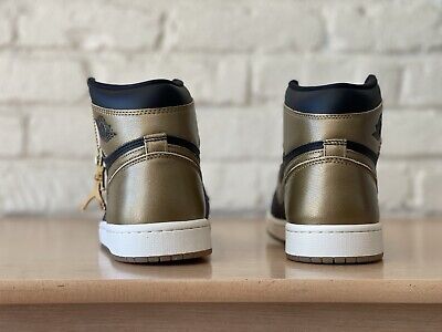 Nike Air Jordan 1 Retro High OG Black Metallic Gold Mens Nike Air Jordan 1 Retro High OG Black Metallic Gold Mens