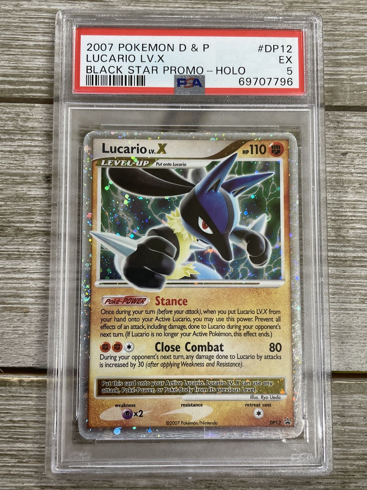 Lucario - Vivid Voltage #120  Cartas de pokemon, Pokemon, Tv pokemon