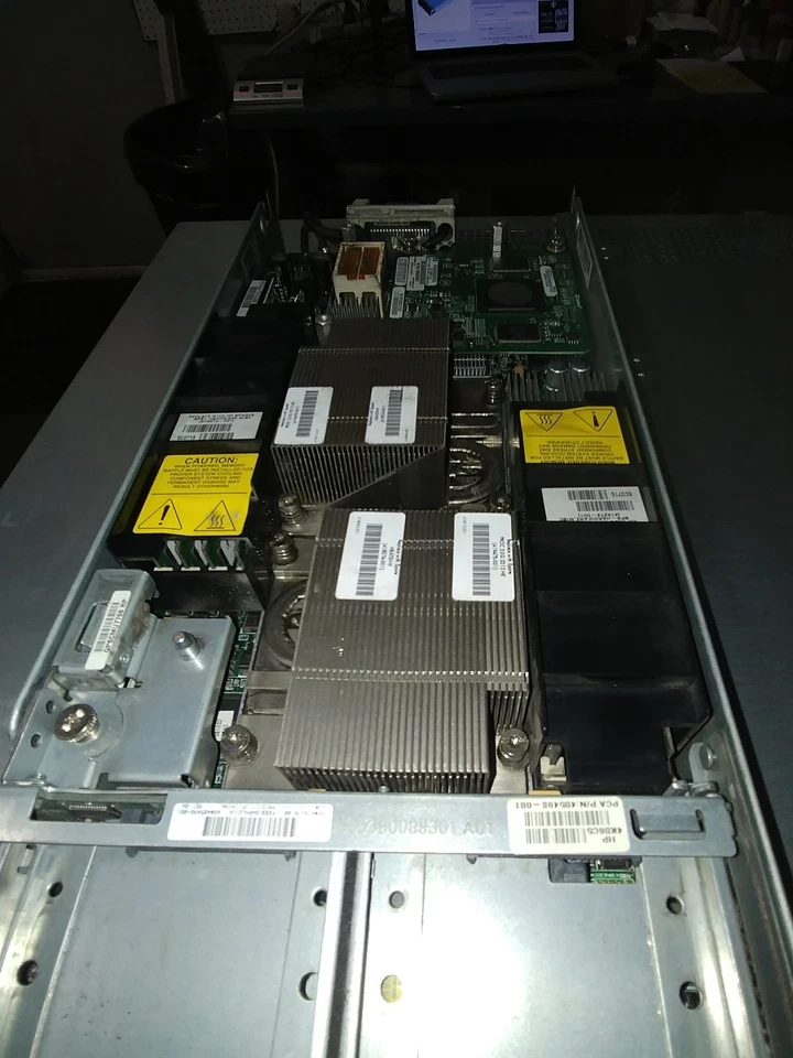 HP 403435-B21 Proliant BL465C Blade With 2 x DC 2.0ghz, 4gb ram, 4gb FC card. - Image 2 of 4