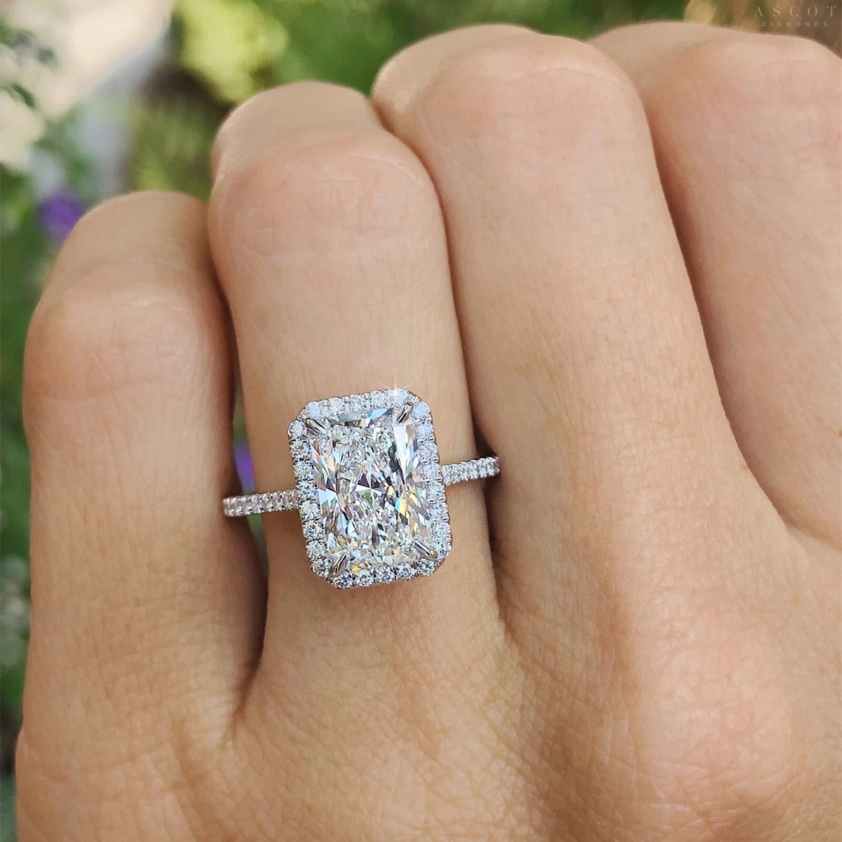 Radiant cut halo engagement rings deals