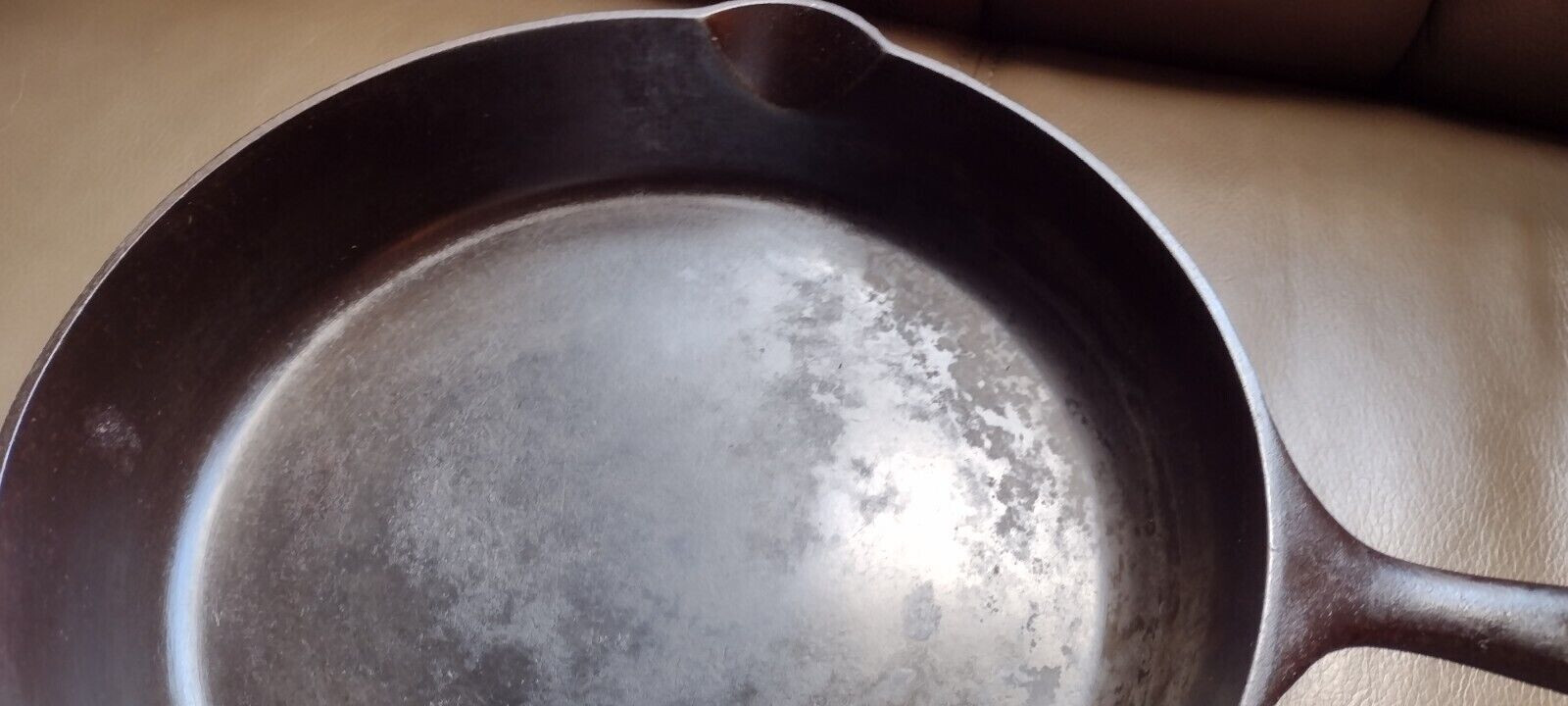 ANTIQUE "ERIE" 710A NO. 9 RARE CAST IRON SKILLET eBay