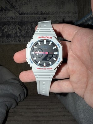 Casio G-Shock GA-2100 White Carbon Core Guard Wristwatch w/ Box