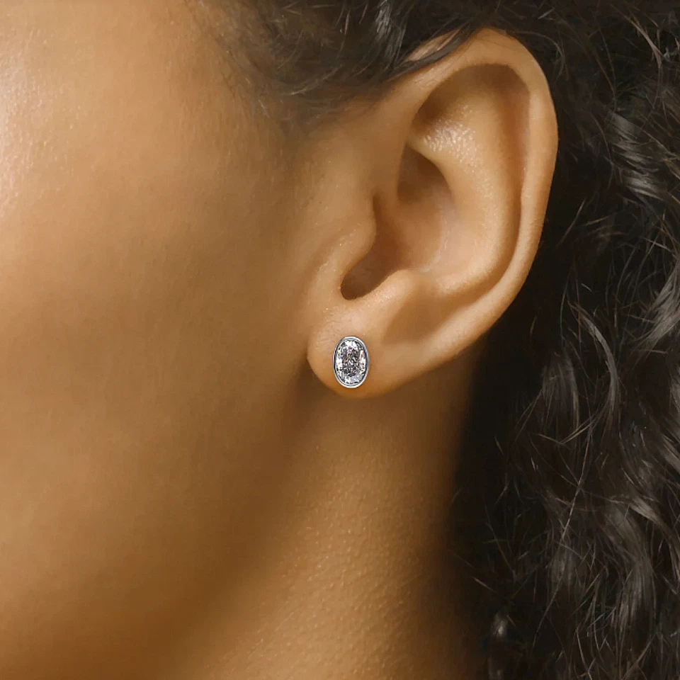Diamond Women Earring Lab Grown Oval Cut 2.00 Carat IGI Certified 18k White Gold - Image 4 of 4