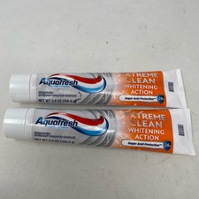 Aquafresh Extreme Clean Mint Blast Toothpaste 5.6 oz (2-Pack) 1.10 per gallon