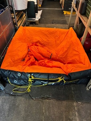 Rettungsinsel Plastimo 4 personen Gebraucht ohne weiteres Zubehör Pro-4133