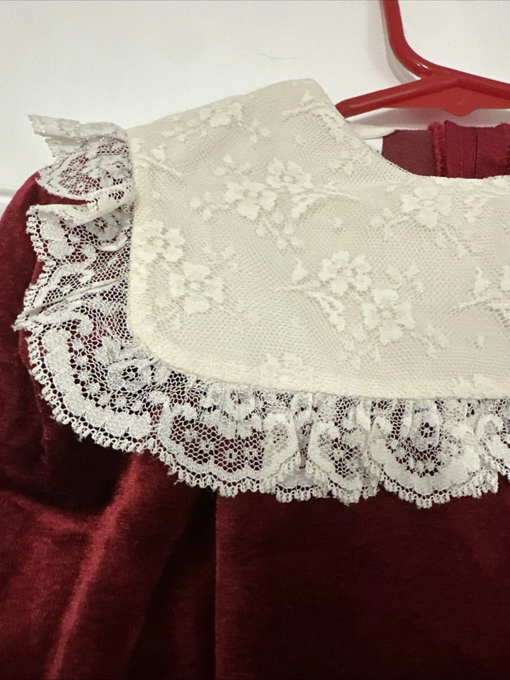 Vestido Vintage Polly Flinders Terciopelo Granate Oscuro Con Cuello de Encaje y Borde Talla 6X Foto 2 de 4