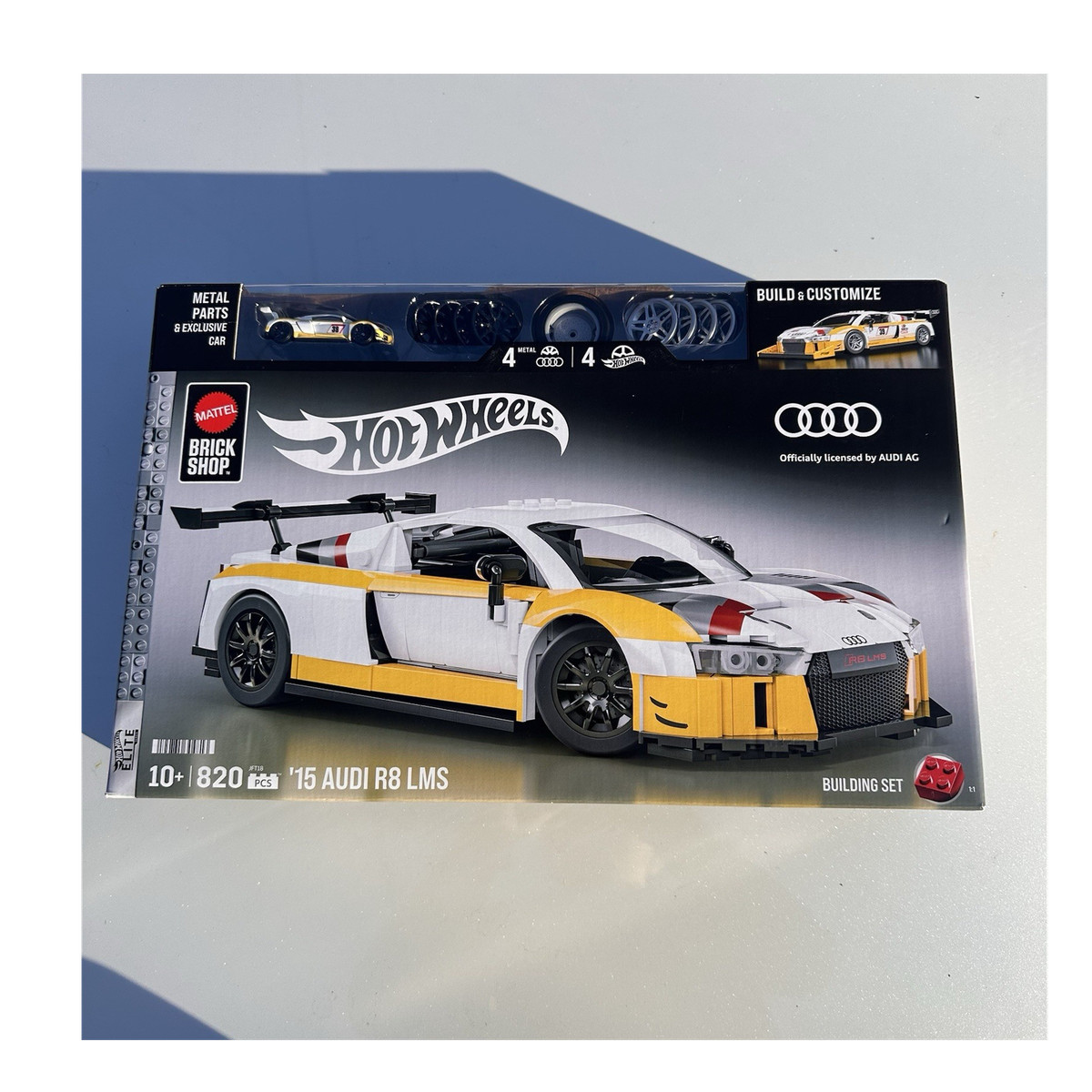 Hot Wheels Mattel Brick Shop 2015 Audi R8 LMS Exclusive Rare Car
