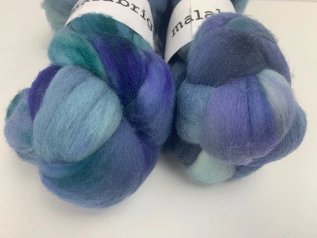 Malabrigo Nube Roving AZULES 4oz, Lot of 2 - Image 3 of 3