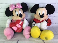 Disney Mickey Minnie Mouse Stuffed Plush Love Set Red Roses Valentine's Day